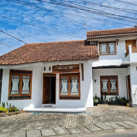 Brb Guesthouse Banyuwangi  Εξωτερικό φωτογραφία