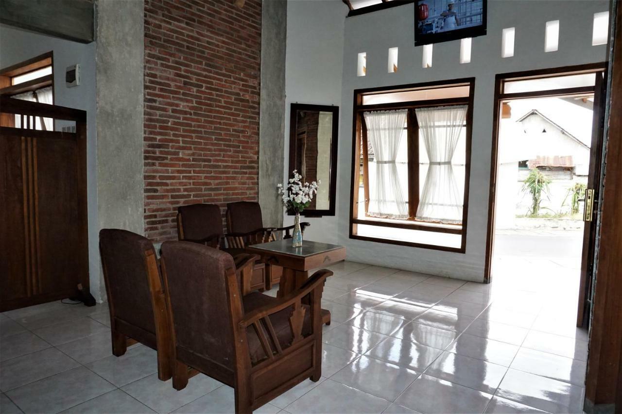 Brb Guesthouse Banyuwangi  Εξωτερικό φωτογραφία